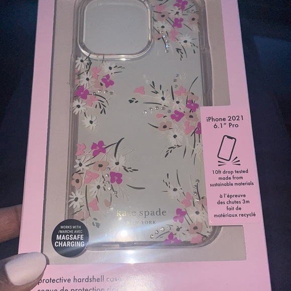 Kate spade new york Protective Case - Picture 7 of 7